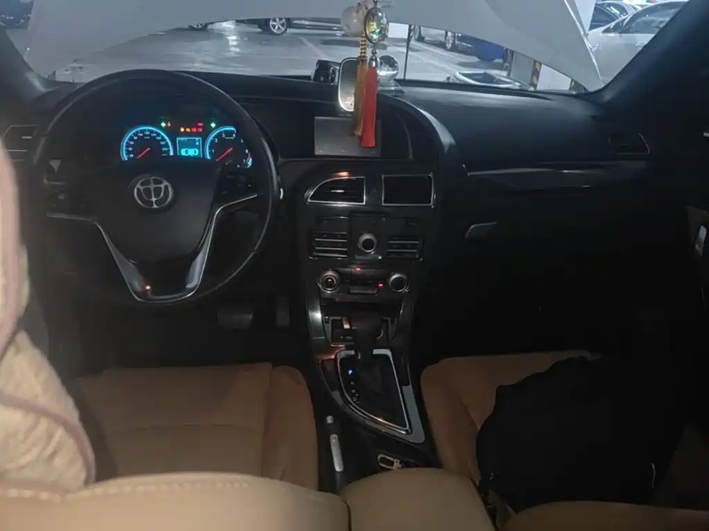 Zhonghua V5 — миниатюра 10