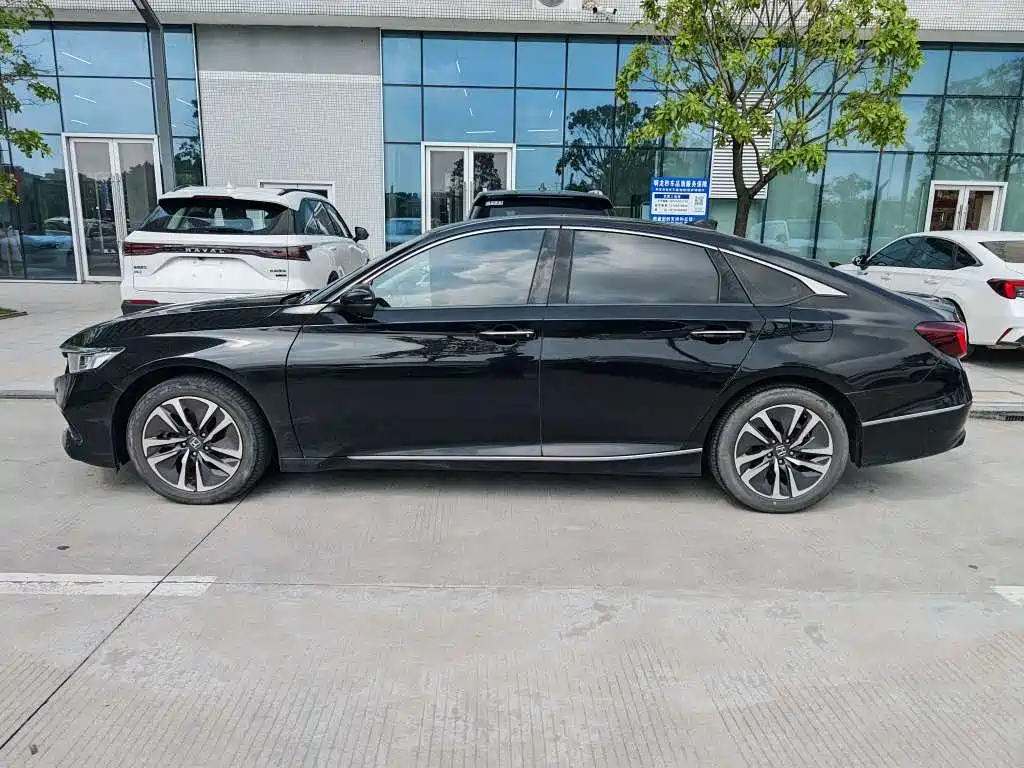 Honda Accord — миниатюра 3