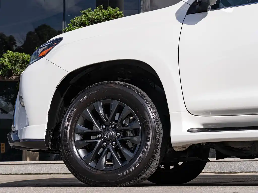Lexus GX — миниатюра 8