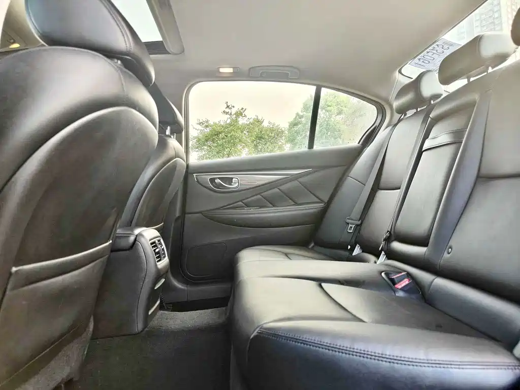 Infiniti Q50L — миниатюра 17