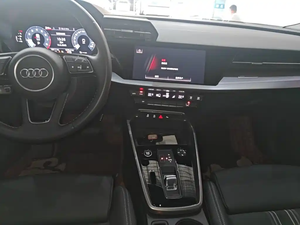 Audi A3 2022 — фото 13