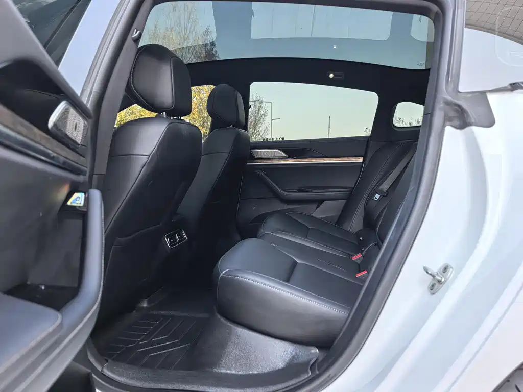 NEZHA AUTOMOBILE NEZHA S