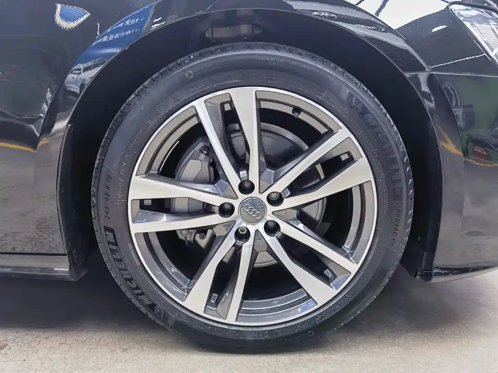 Audi A6L — миниатюра 15