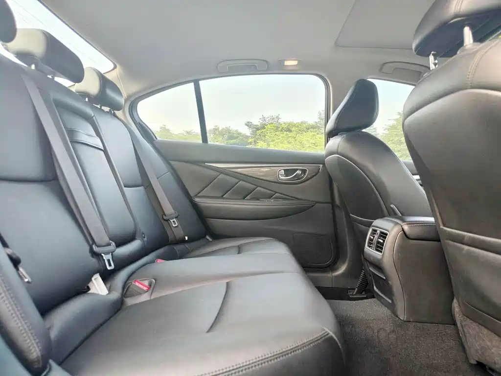 Infiniti Q50L — миниатюра 16
