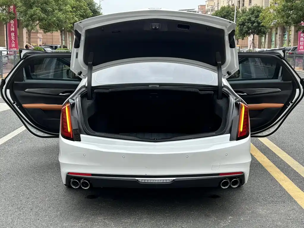 Cadillac CT6 — миниатюра 21