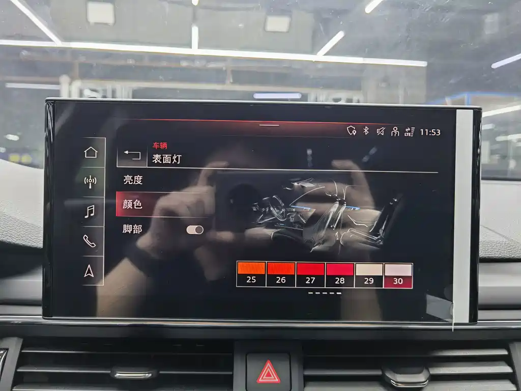 Audi A4L — миниатюра 12