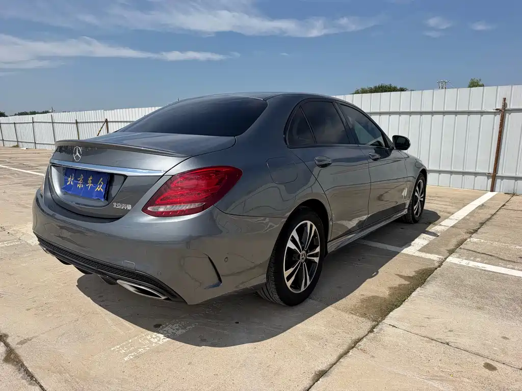 Mercedes-Benz C-Class — миниатюра 5