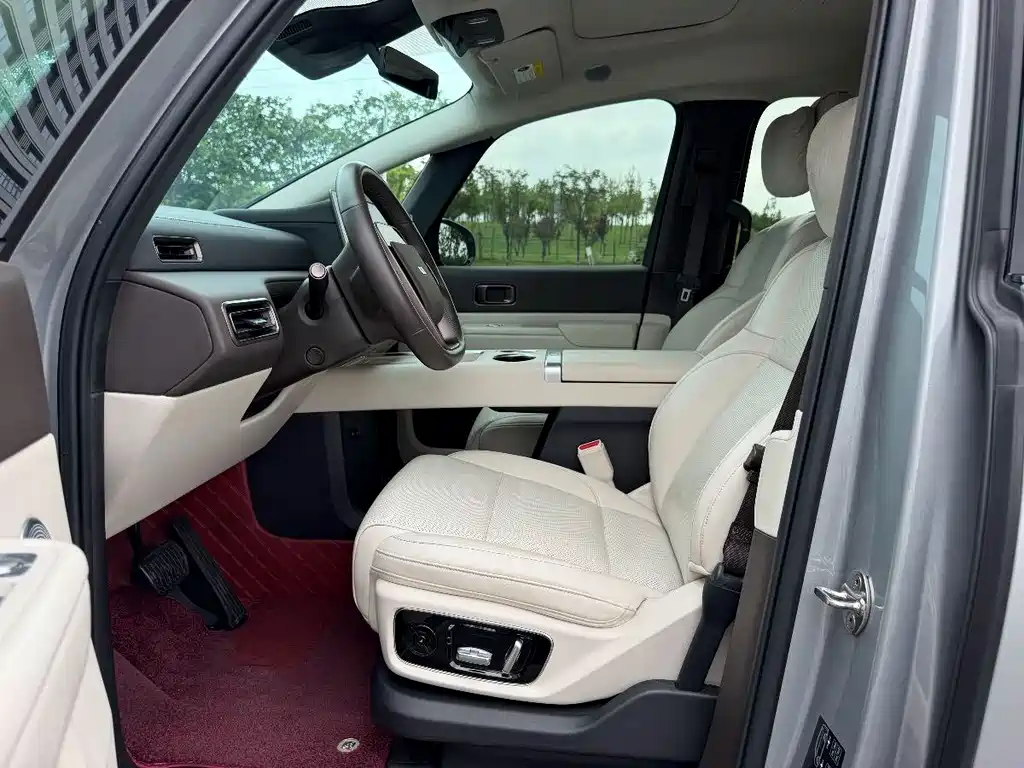 Li Auto Li MEGA — миниатюра 10