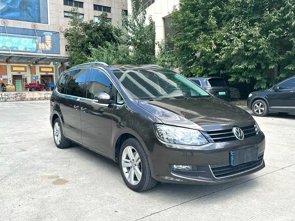 Volkswagen Sharan — миниатюра 2