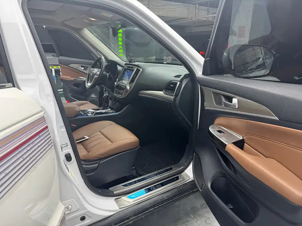 Changan CS95 — миниатюра 13