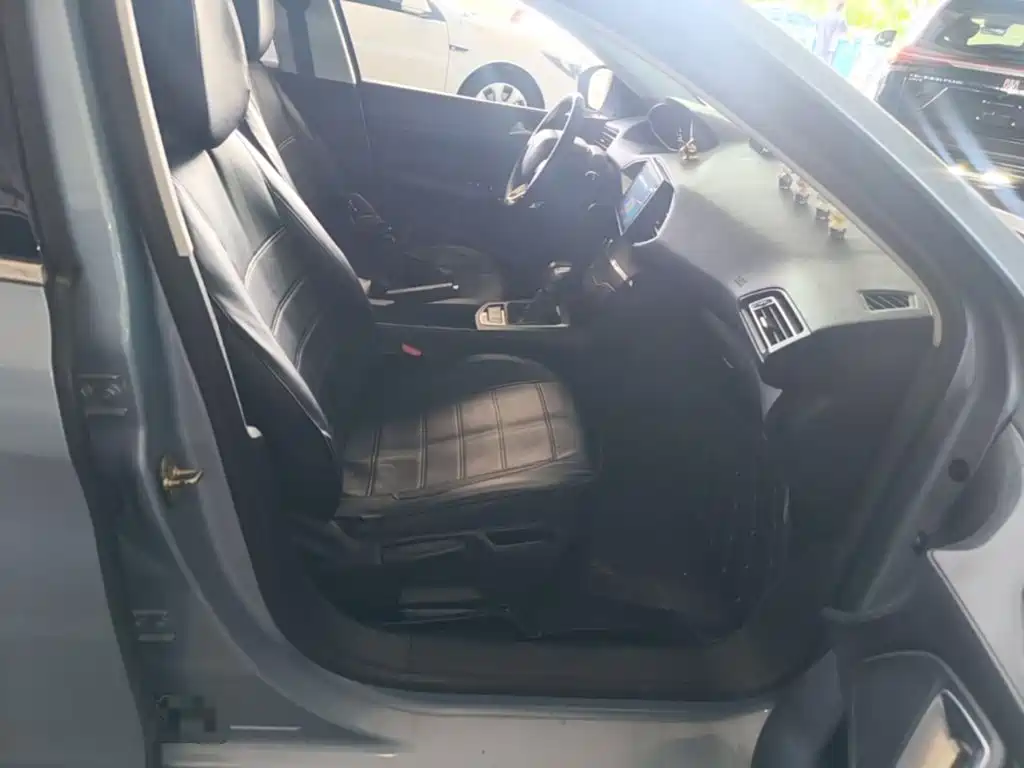 Peugeot 308S — миниатюра 9