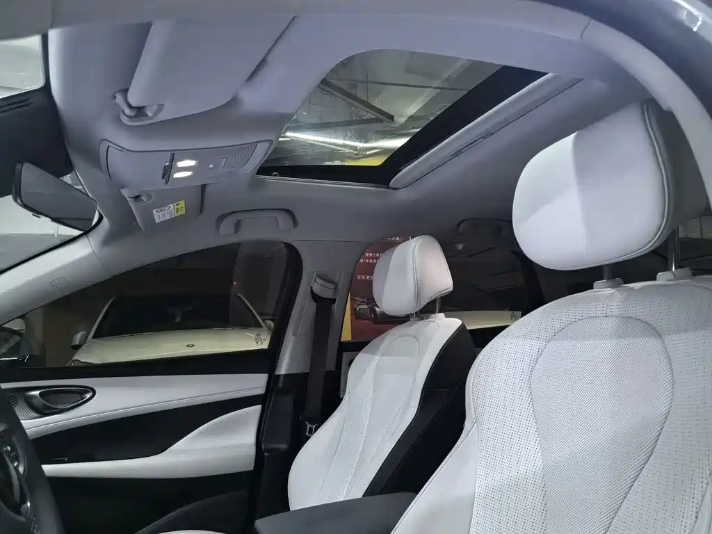 BYD Seal 05 DM-i — миниатюра 12
