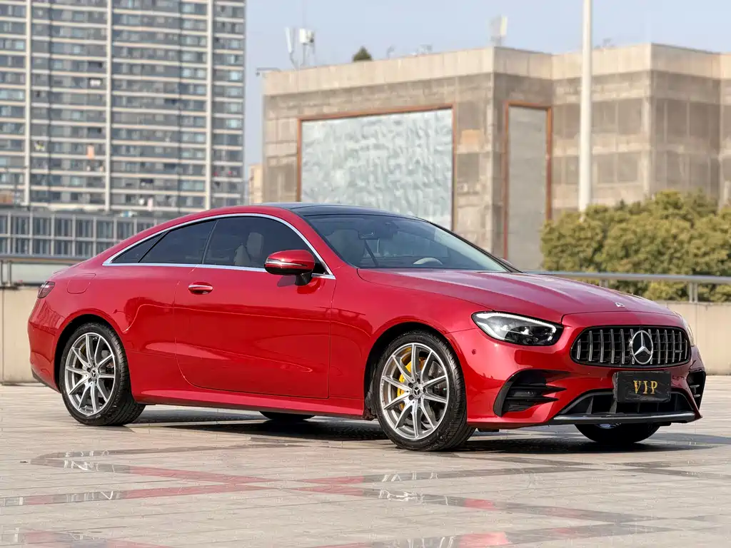 MERCEDES-BENZ E CLASS