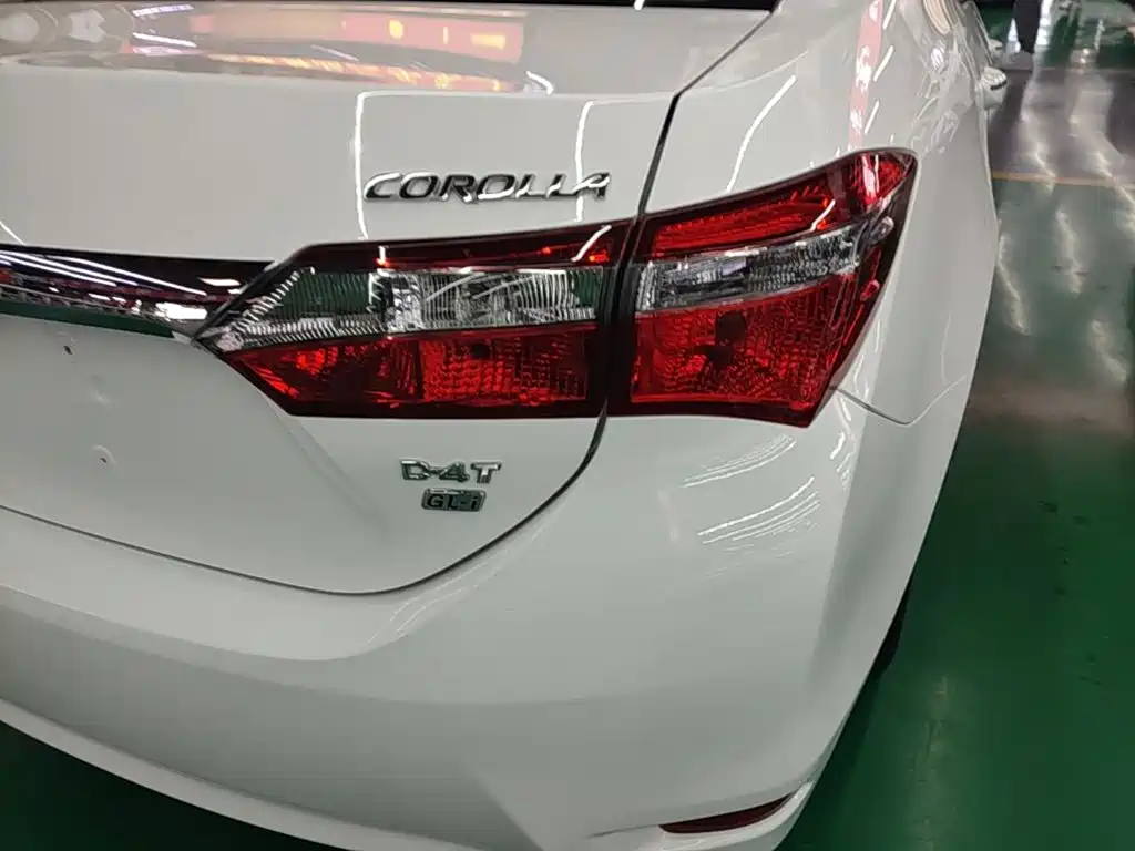 Toyota Corolla — миниатюра 8