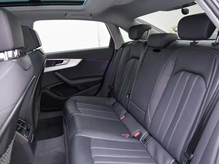 Audi A4L — миниатюра 14