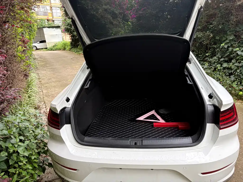 Volkswagen CC — миниатюра 9