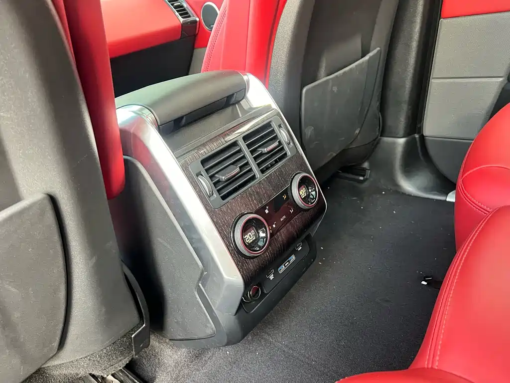 Land Rover Sport — миниатюра 4