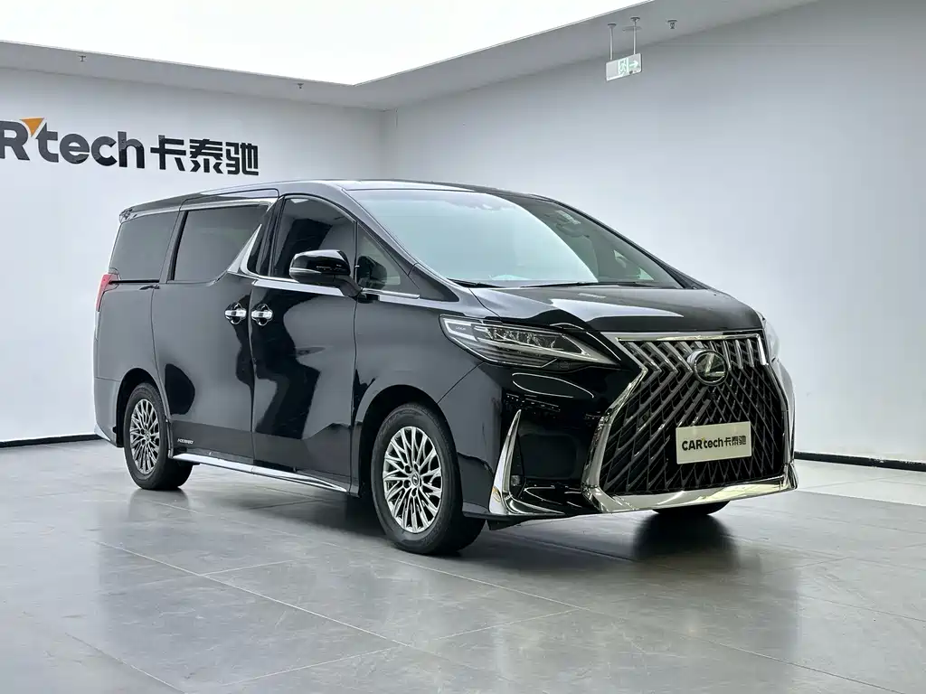 Lexus LM — миниатюра 12