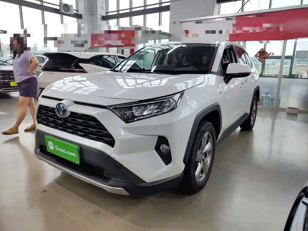 Toyota RAV4 — миниатюра 2
