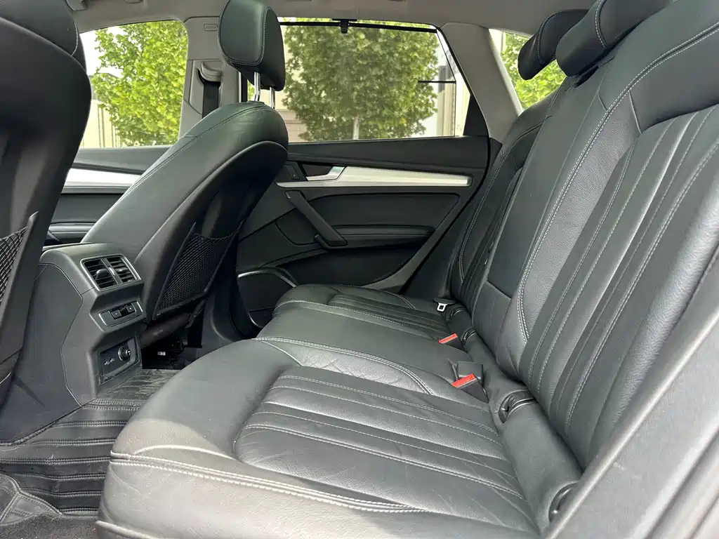 Audi Q5L 2020 40 TFSI Fashion