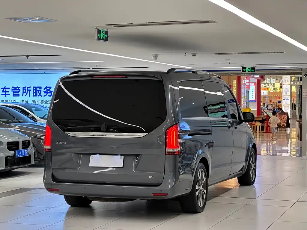 Mercedes-Benz 奔驰V级(进口) — миниатюра 5
