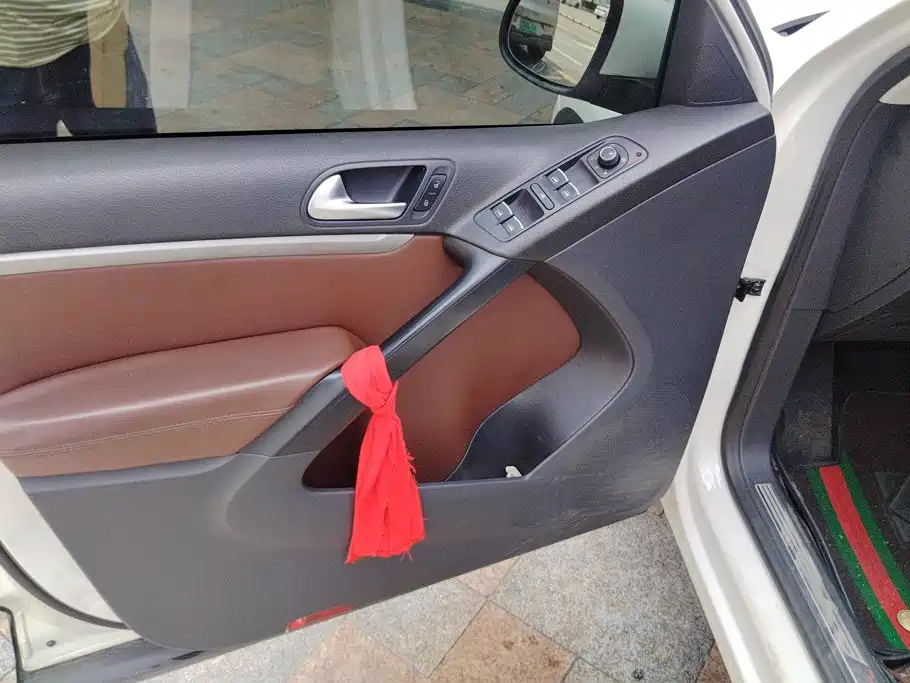 Volkswagen Tiguan — миниатюра 7