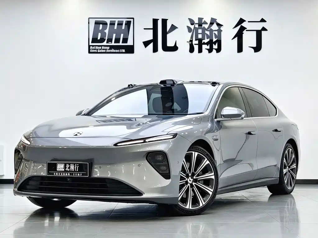 NIO ET7