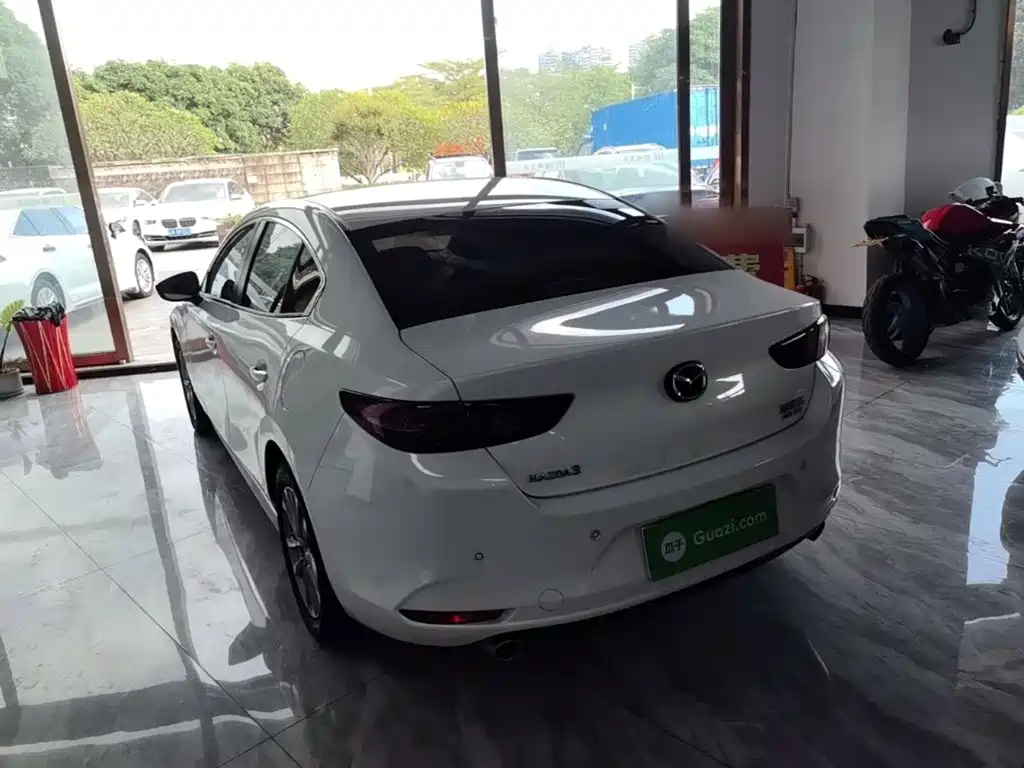 Mazda 3 Axela — миниатюра 5