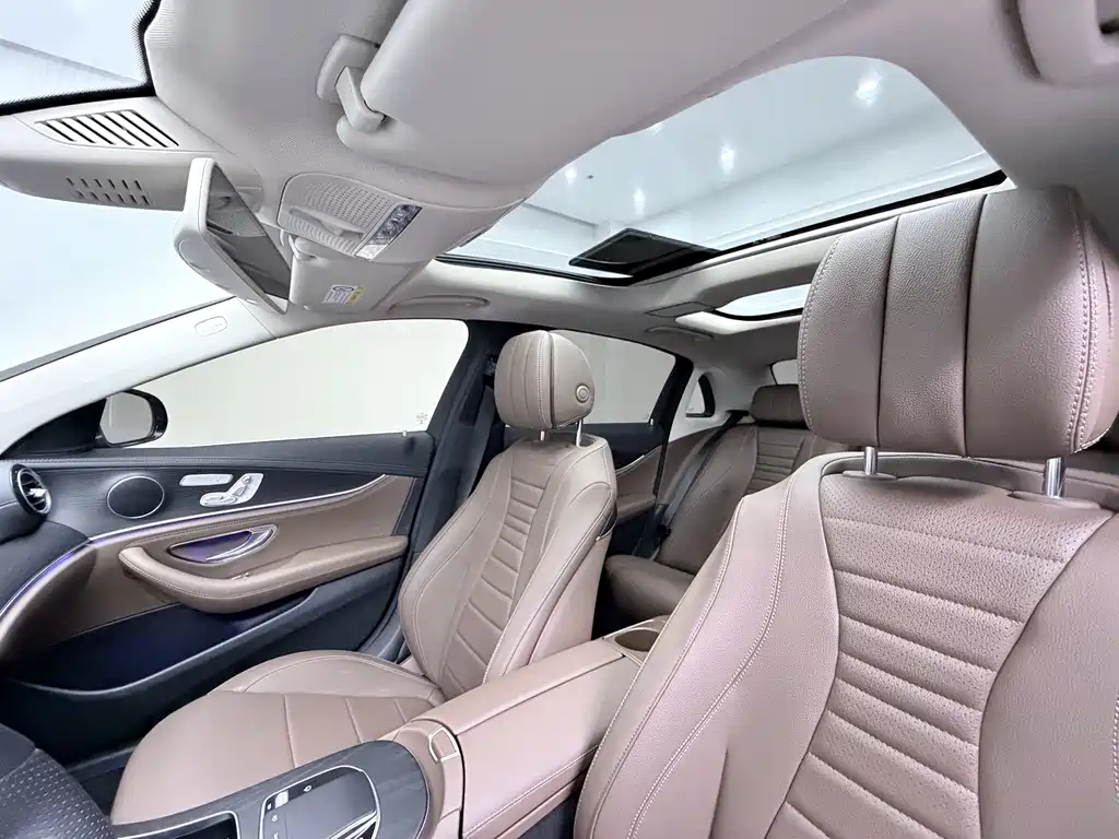 MERCEDES-BENZ E CLASS