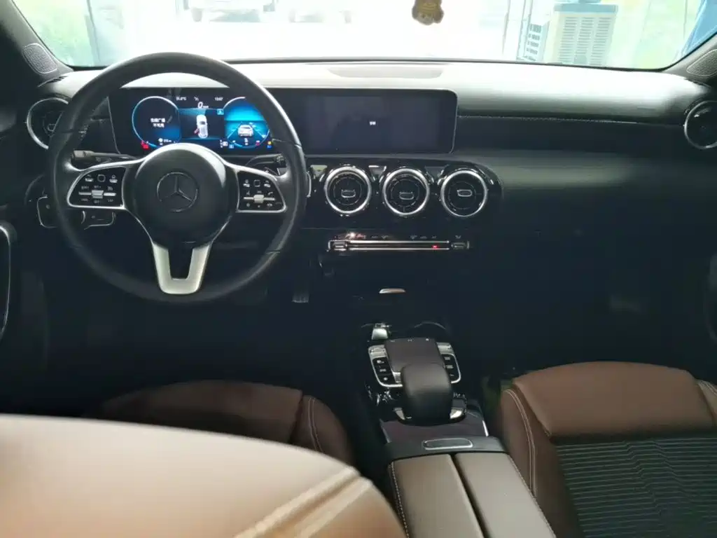 Mercedes-Benz A-Class (Import) — миниатюра 10
