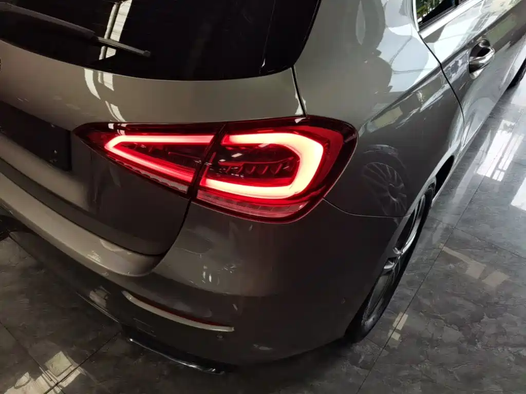 Mercedes-Benz A-Class (Import) — миниатюра 8