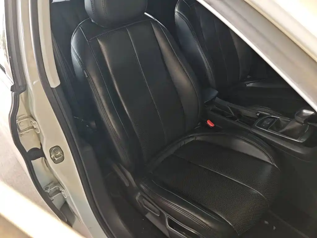 Peugeot 308S — миниатюра 25