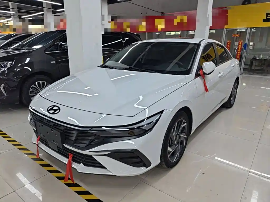 Hyundai Elantra — миниатюра 2