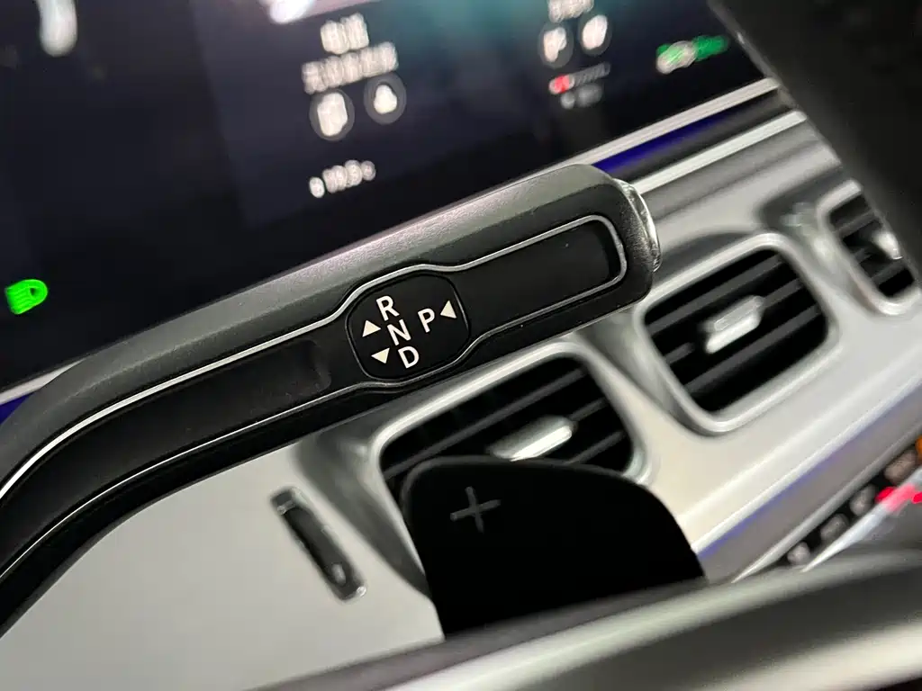 Mercedes-Benz GLE (Import) — миниатюра 19