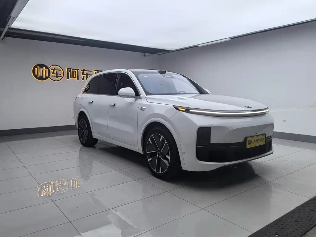 Li Auto L8 2025 Ultra