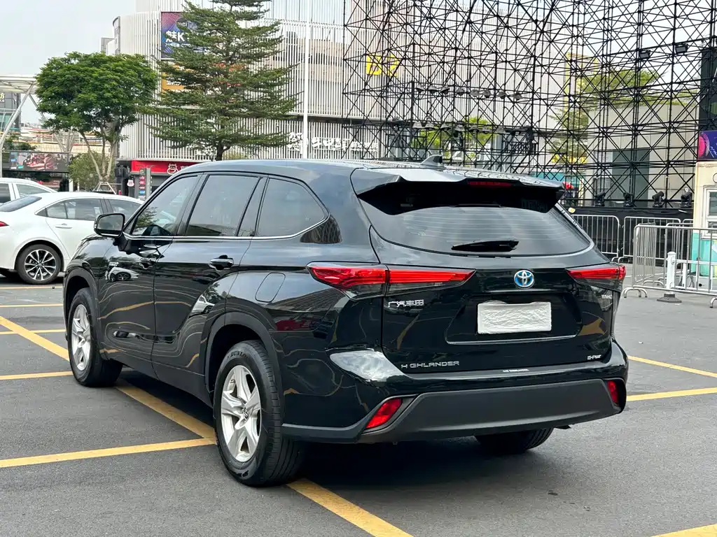Toyota Highlander — миниатюра 6