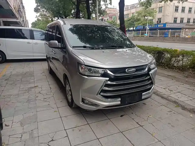 JIANGHUAI RUIFENG M4