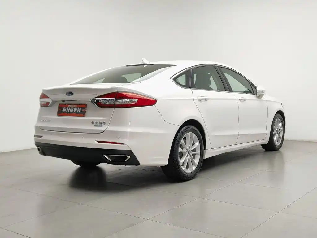 Ford Mondeo — миниатюра 2