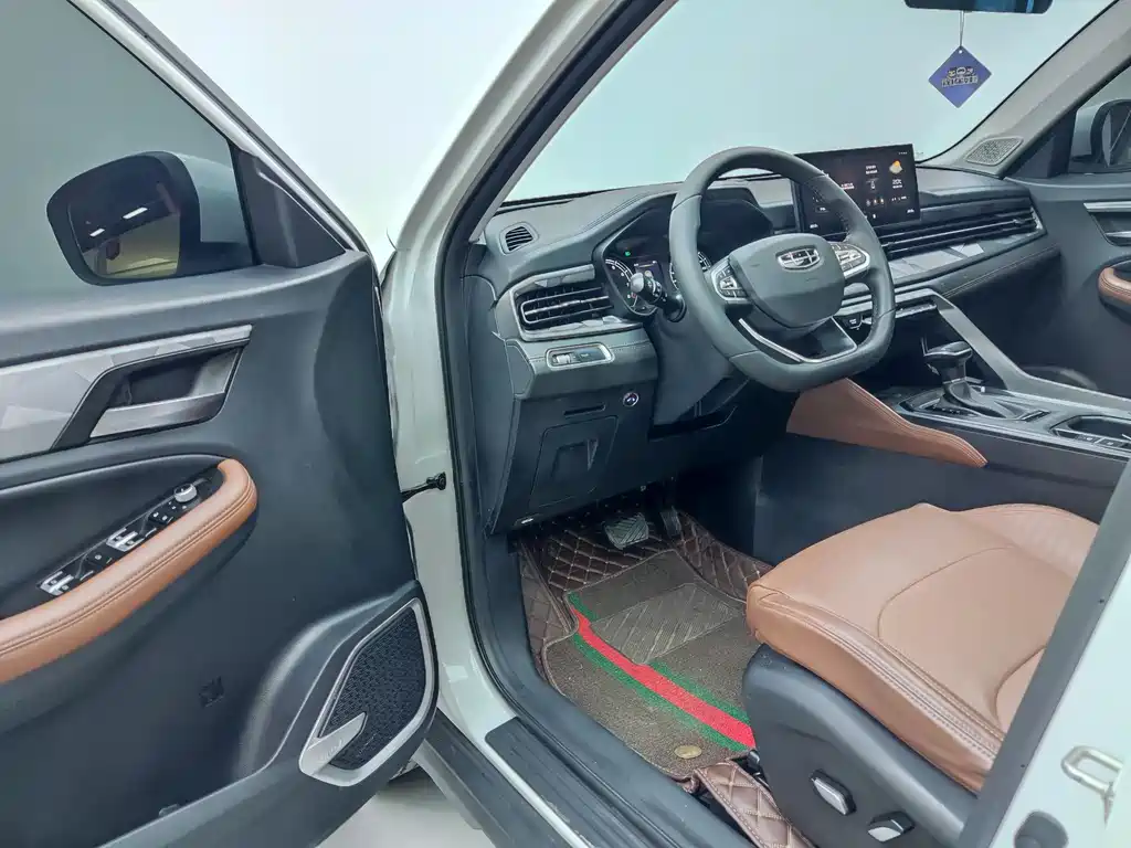 Geely Vision X6 X6 2021 PRO 1.4T AT Luxury
