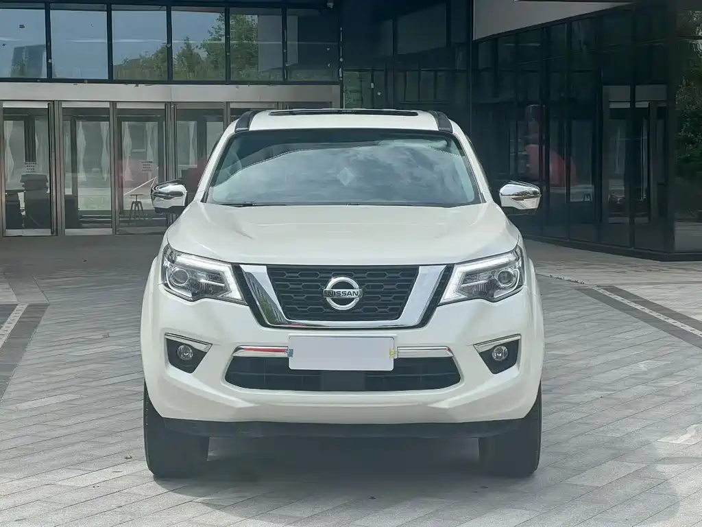 Nissan Terra — миниатюра 2