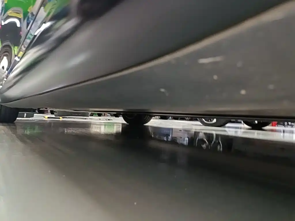 Tesla Model 3 — миниатюра 22