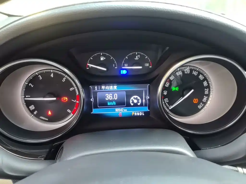 Buick Verano — миниатюра 12