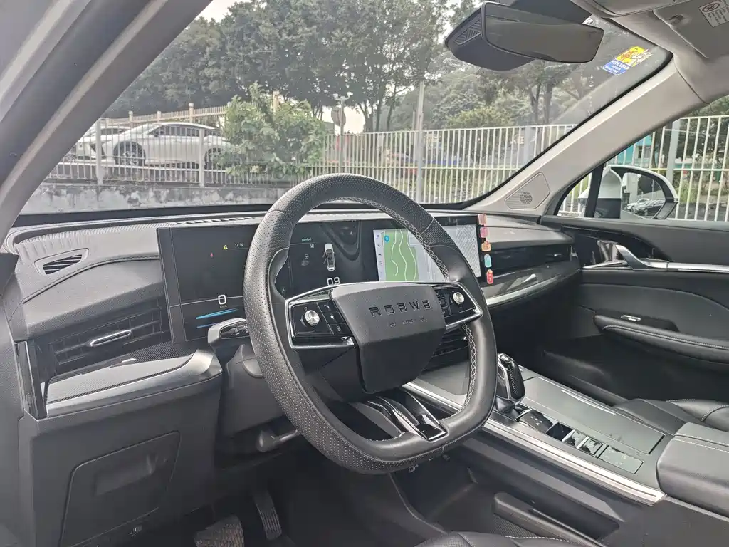 Roewe RX5 MAX — миниатюра 9