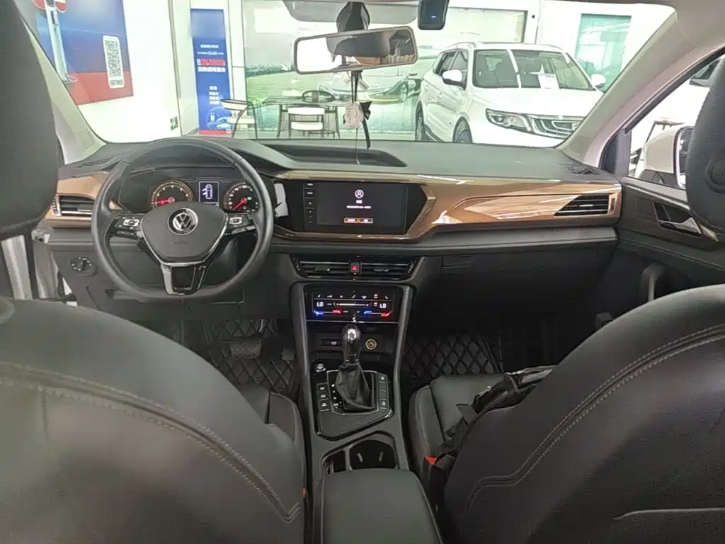 Volkswagen Tharu — миниатюра 10