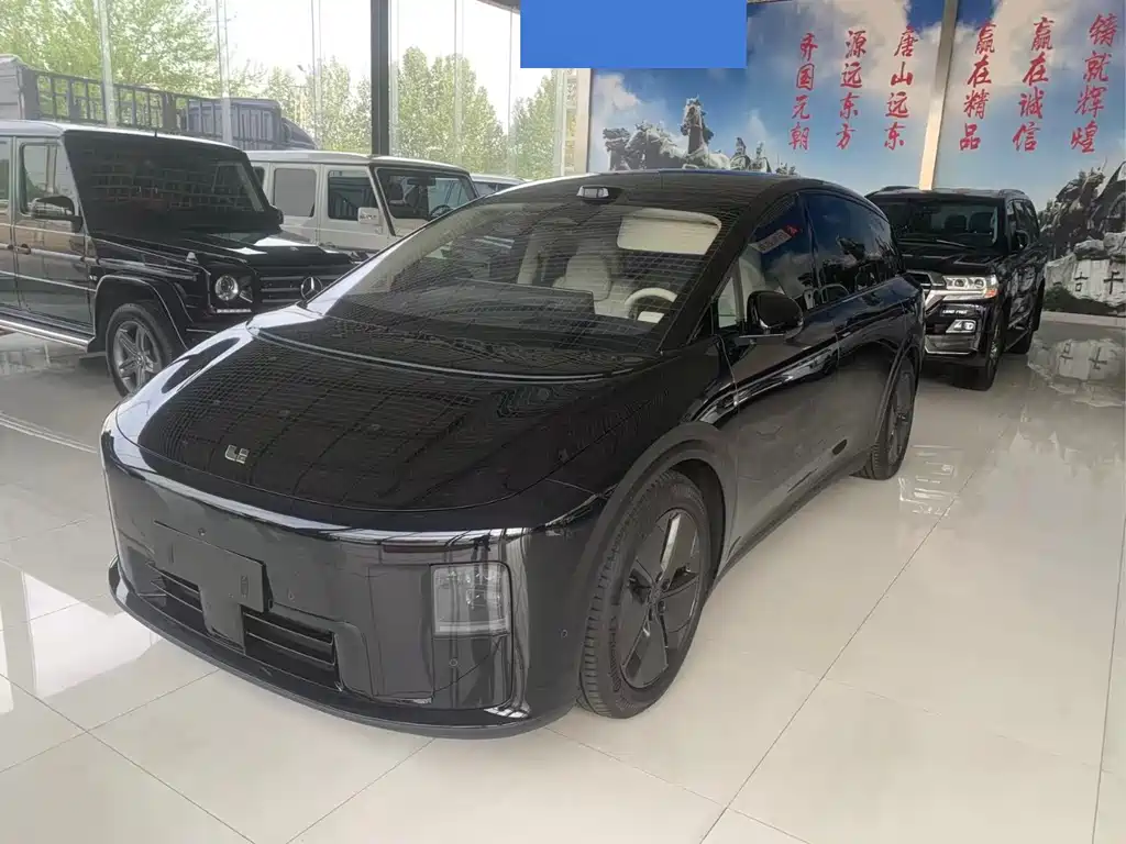 Li Auto 理想i8 2025