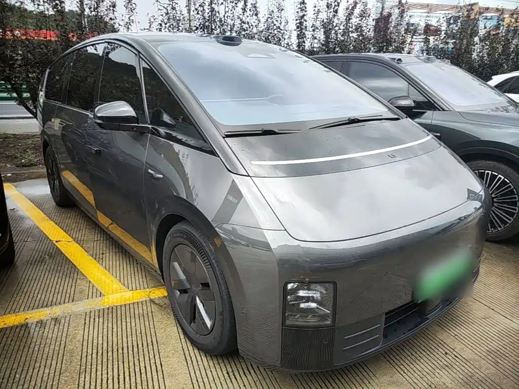 Li Auto Li MEGA — миниатюра 4