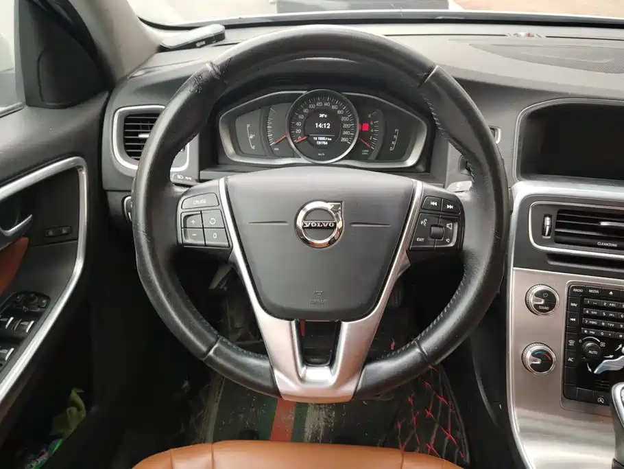 Volvo S60 — миниатюра 15