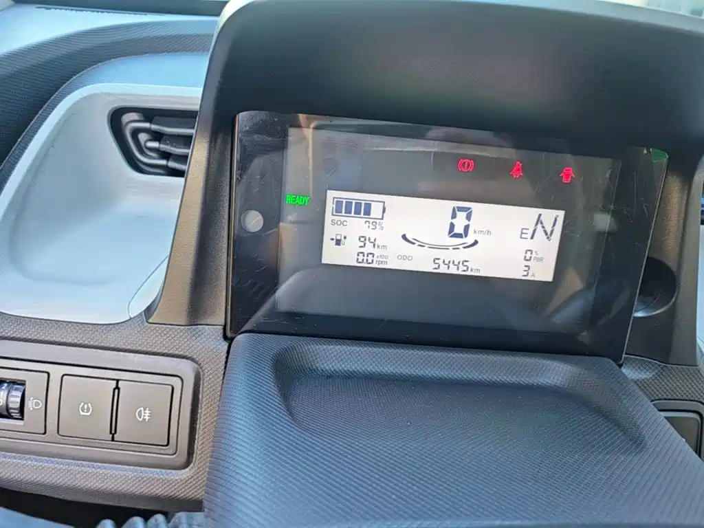 Wuling MINIEV — миниатюра 12