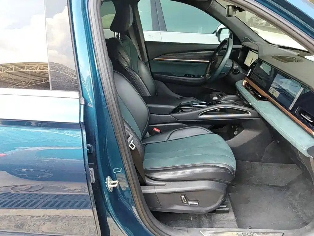 Geely Xingyue L — миниатюра 25