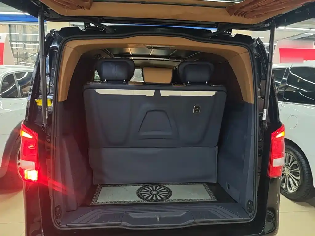 Mercedes-Benz Vito — миниатюра 19